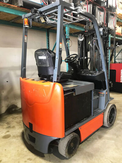 Electric Forklift Toyota 8FBCU20 4000 lbs » Forklift Plus