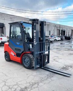 LPG Forklift Heli CPYD30 with Cabin 6000 lbs - FORKLIFT PLUS